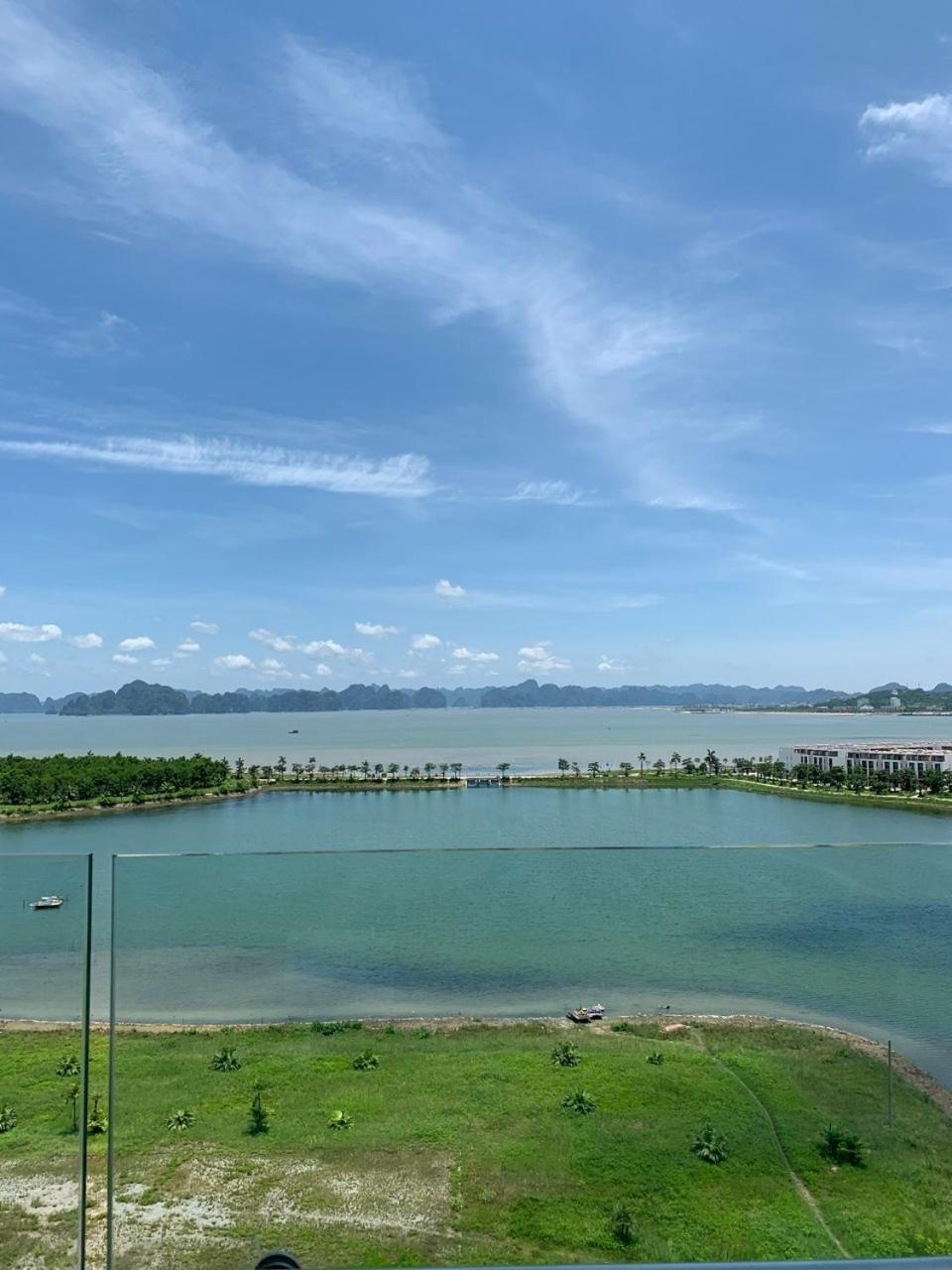 Sunday Premium Apartment Ha Long Eksteriør billede