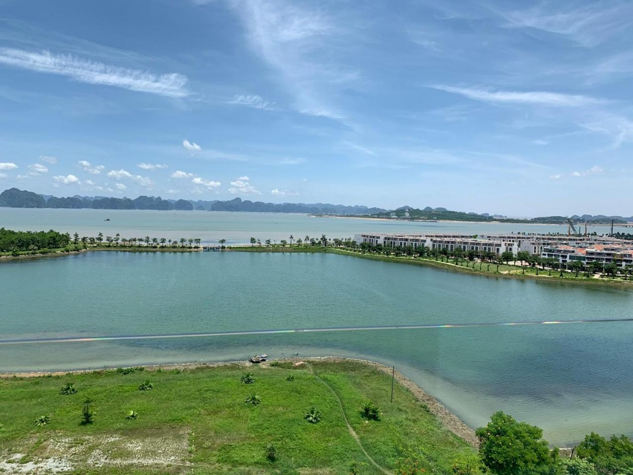 Sunday Premium Apartment Ha Long Eksteriør billede